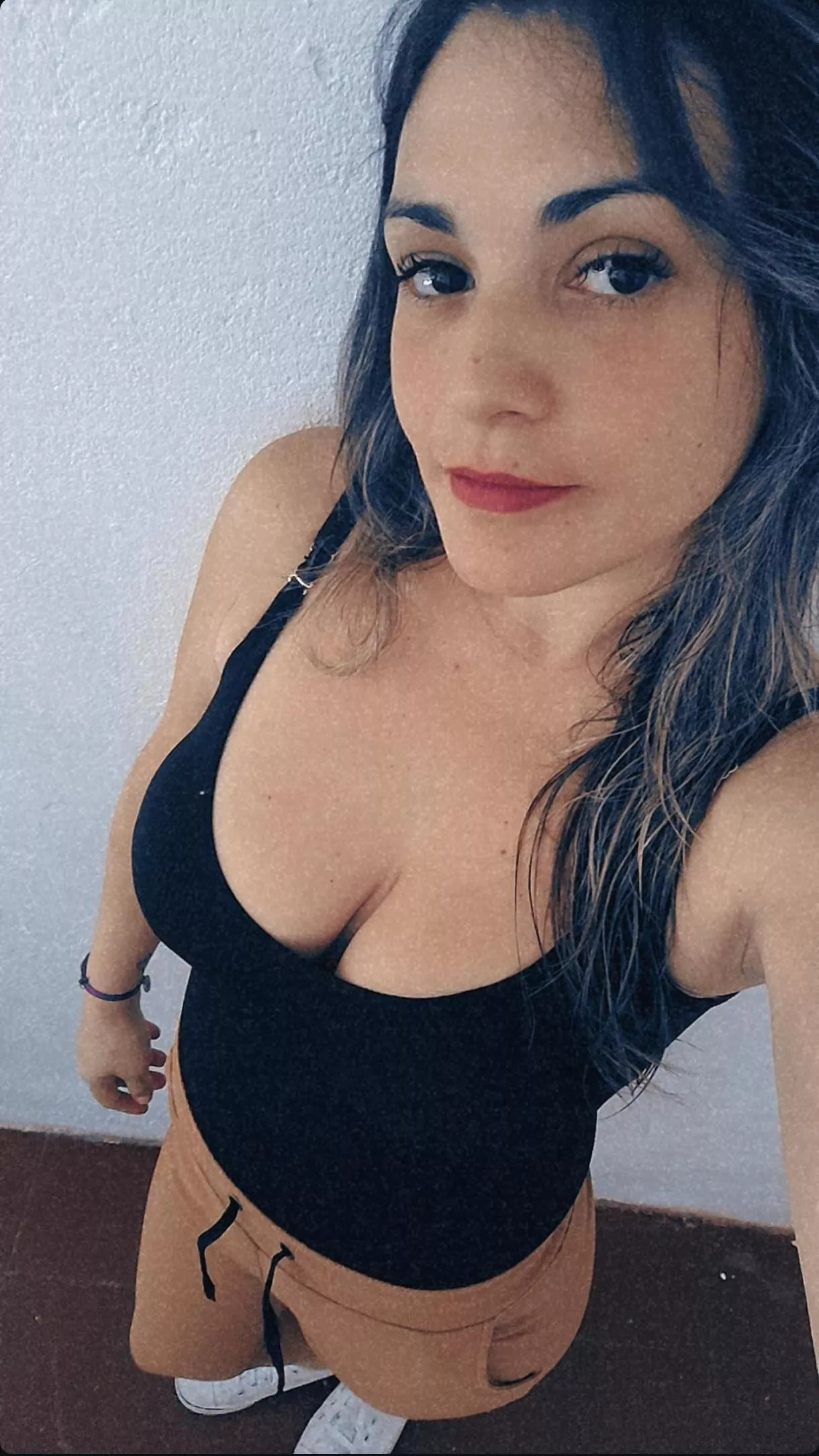 Heeyy how are you? In my profile you will find the link that will take you to my blue page un