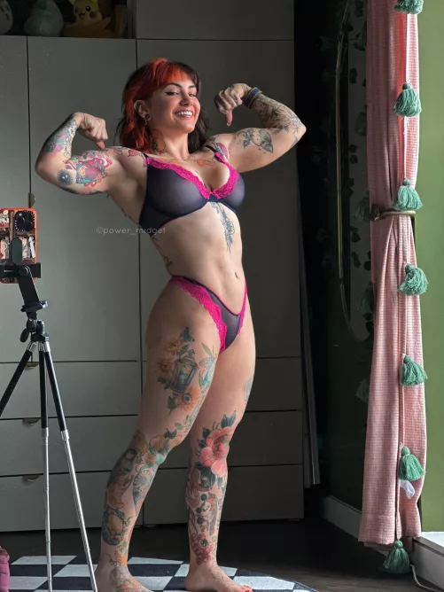 Hope you like muscular women too