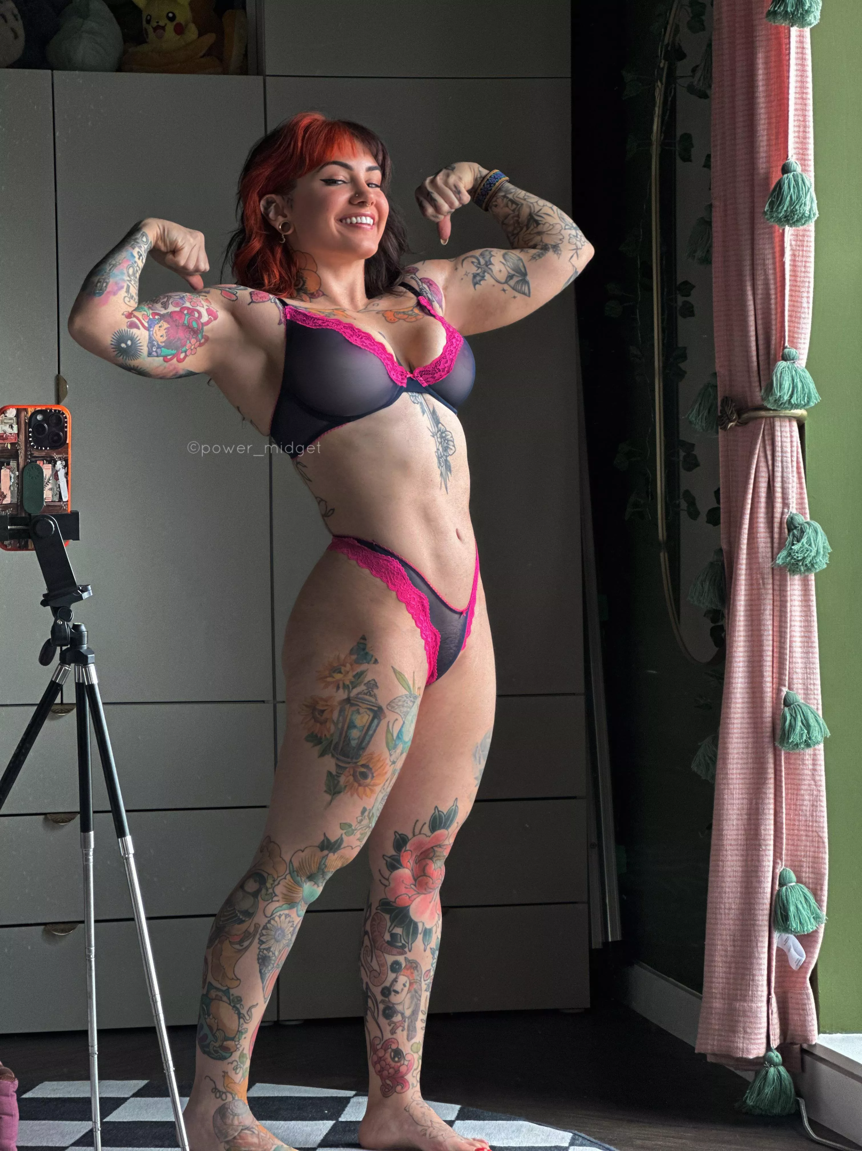 Hope you like muscular women too