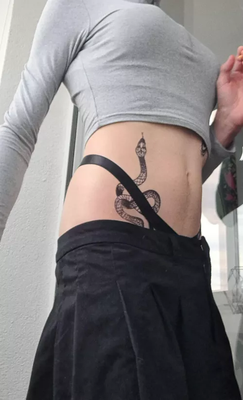 How's the outfit, my gf isn't home for a few days so I can try lot of things 😋