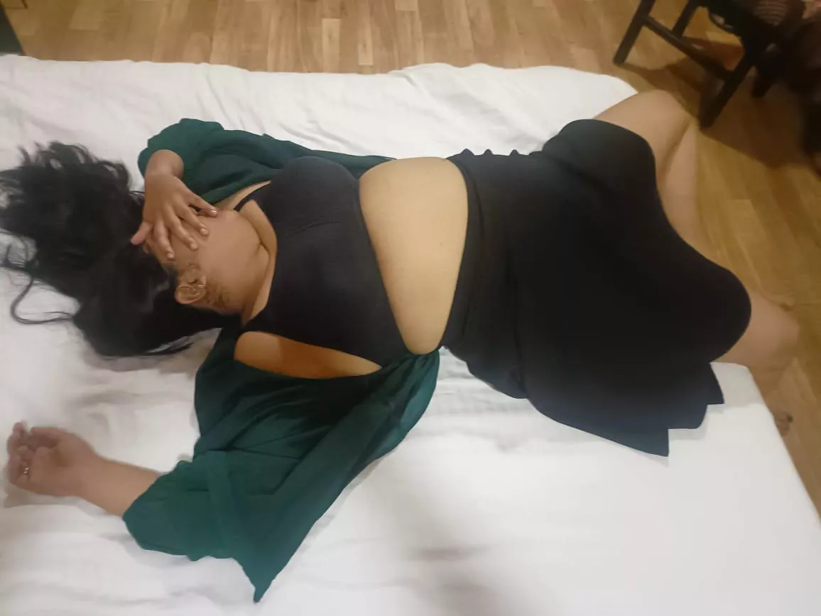 I got that good girl faith and a tight little skirt!