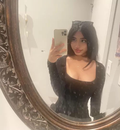 I just want a Daddy who likes my little body