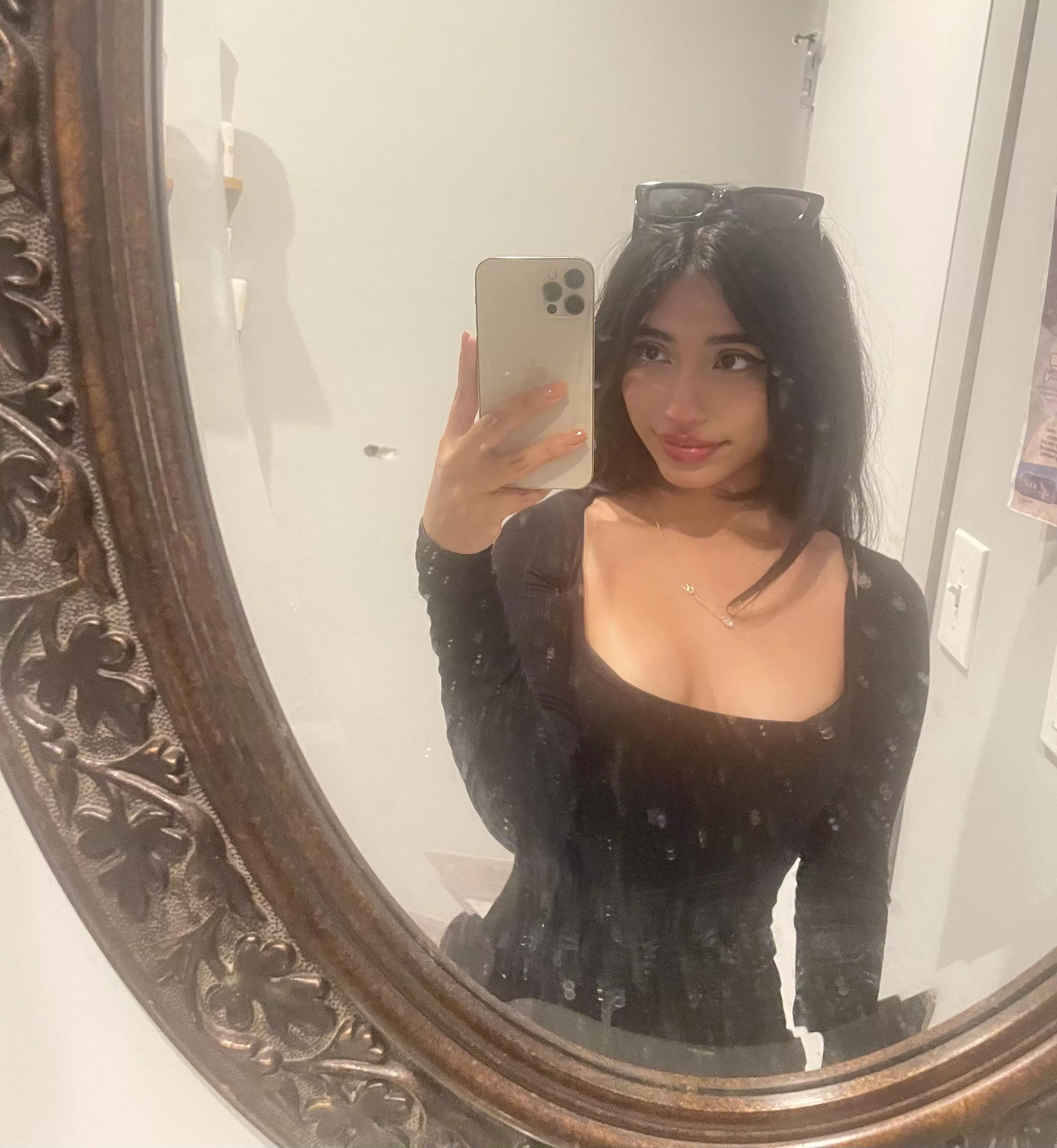 I just want a Daddy who likes my little body