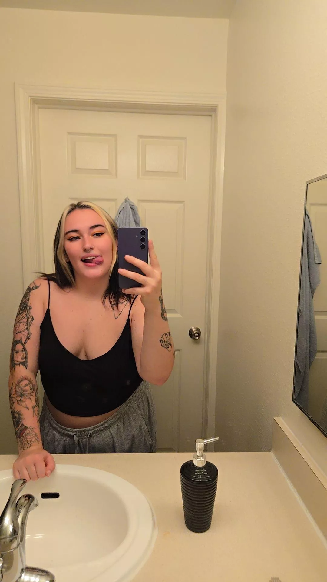 I look better when it all comes off i promise 