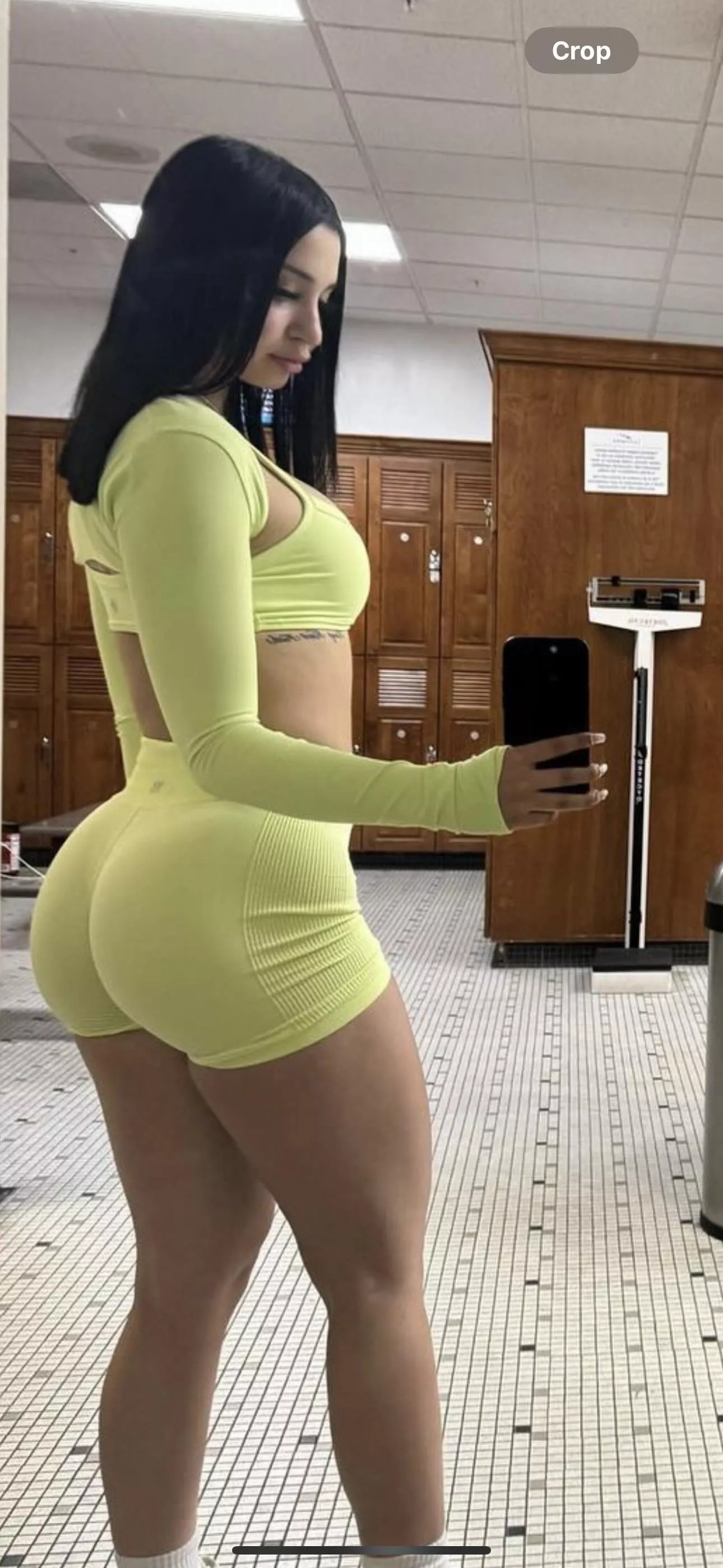 i wanna eat her scat 