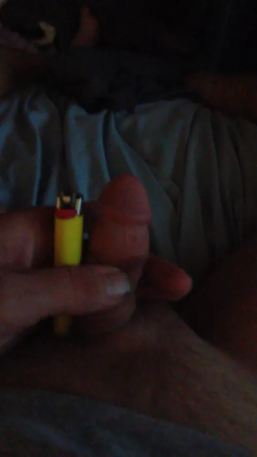 I want toparty right now and get pounded while my lil dick squirts 