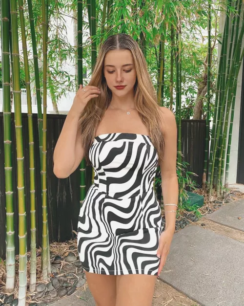 I want your cock pounding me