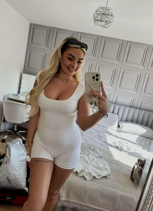 If you saw me out like this would I be the one you want to take home