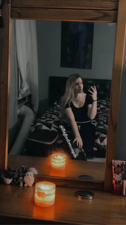 i'll sit back and observe, while you sit there and server🙇‍♂️