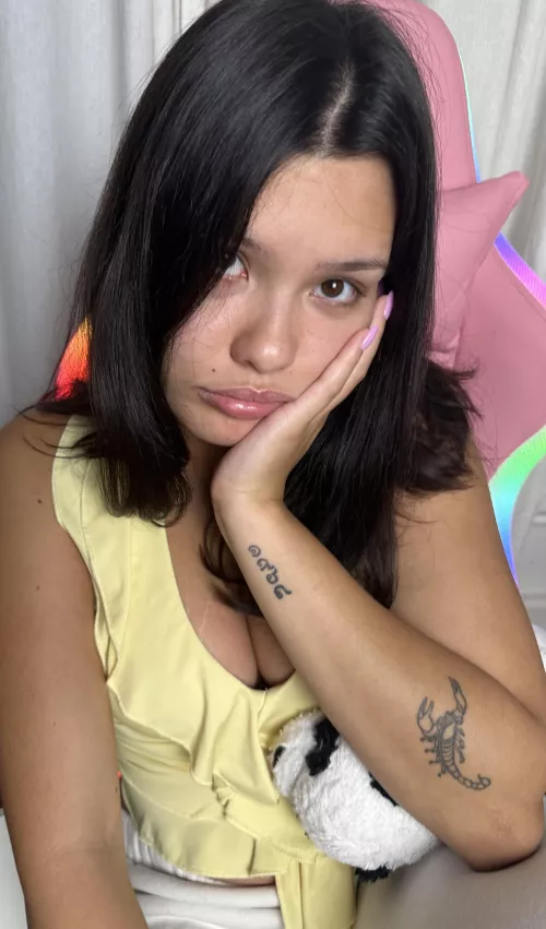 im dreaming of a cute man with a high drive 🤍🙈