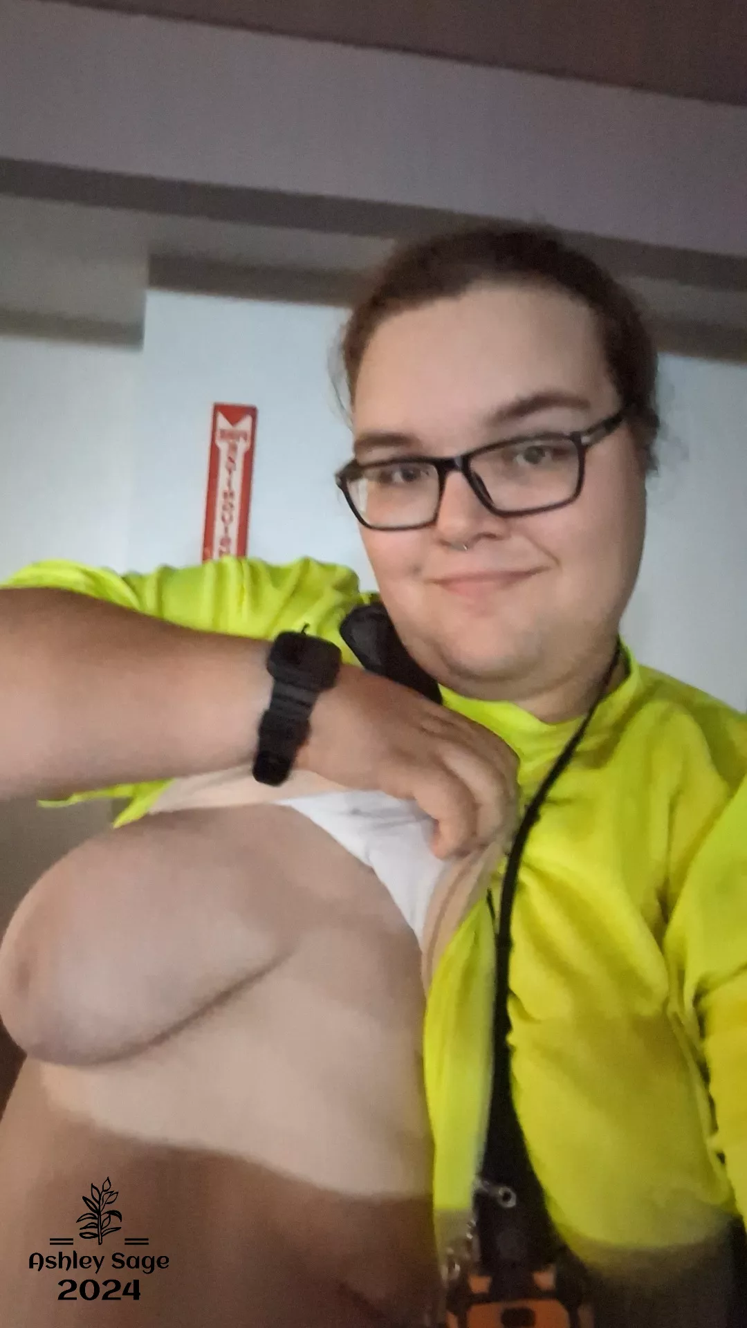 I[t]'s Flashing Friday!