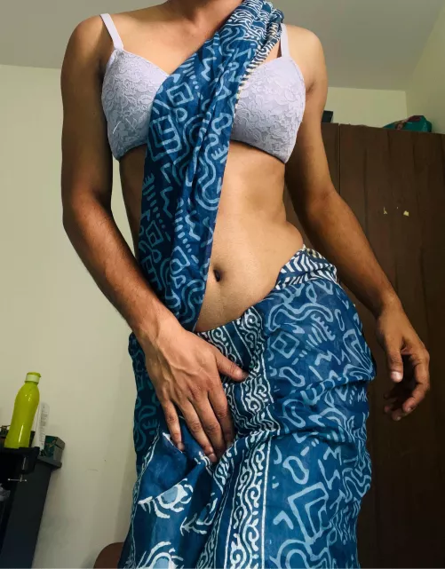 Just sundaying❤️ Obsessed with sarees😍