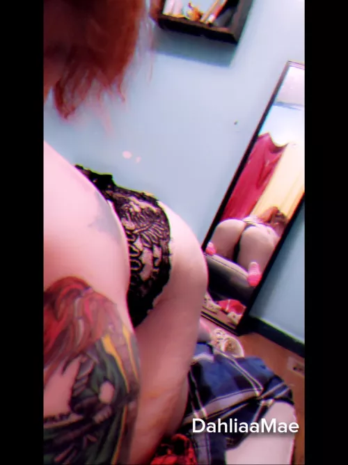 Liking what you see? Come sub to my OF! 