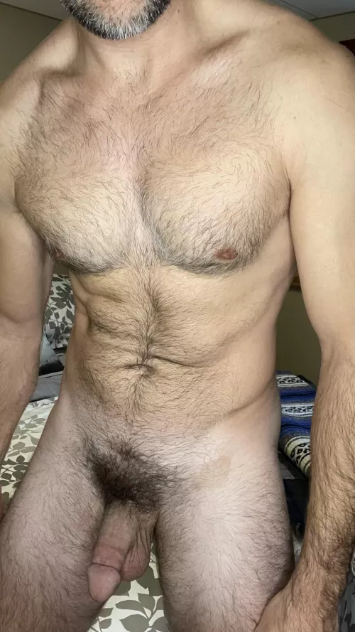 Looking for a bro with chill vibes. [39]