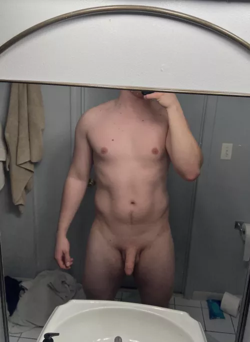 (M) 23 been trying to gain some muscle but I think it’s time to get my abs back! Thoughts?