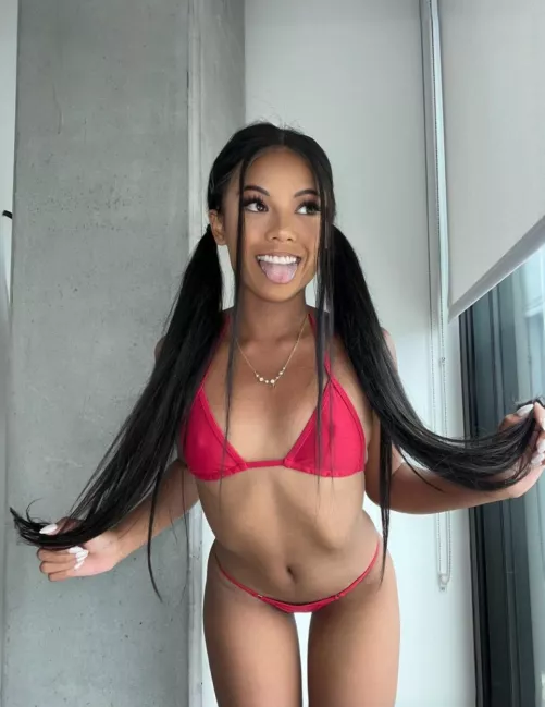 Maybe pink color doesn't look good on me. Should I take it off?