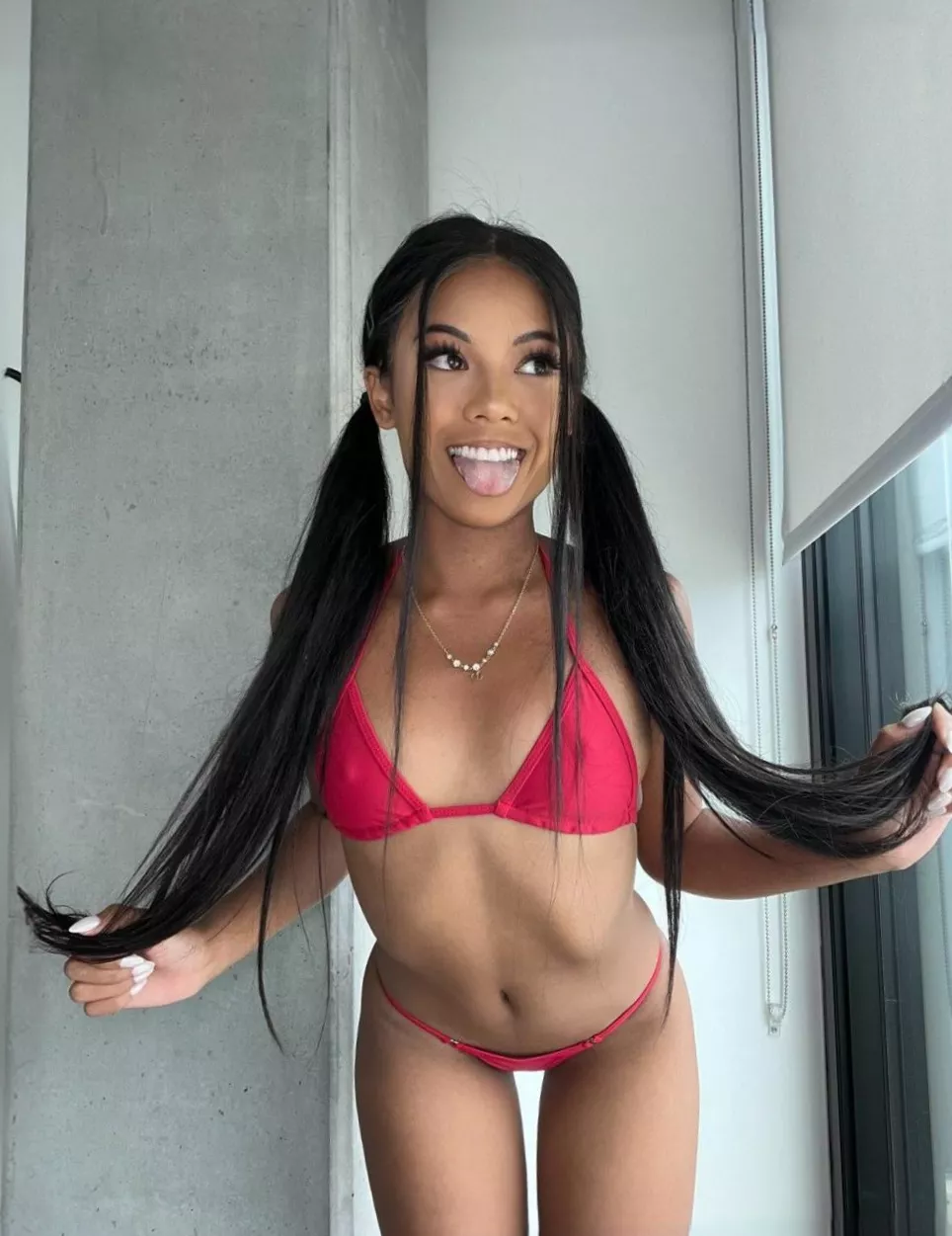 Maybe pink color doesn't look good on me. Should I take it off?