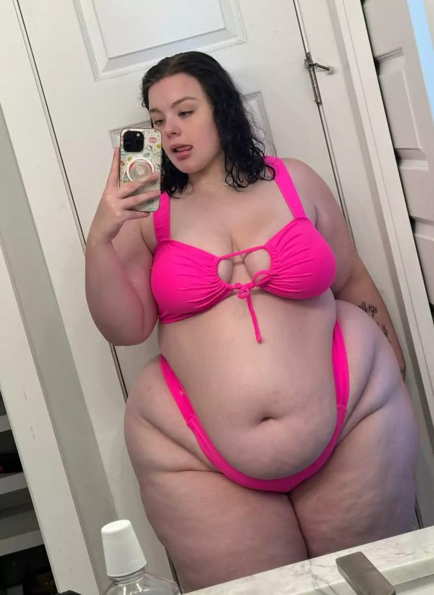 More curves than you can handle 😋