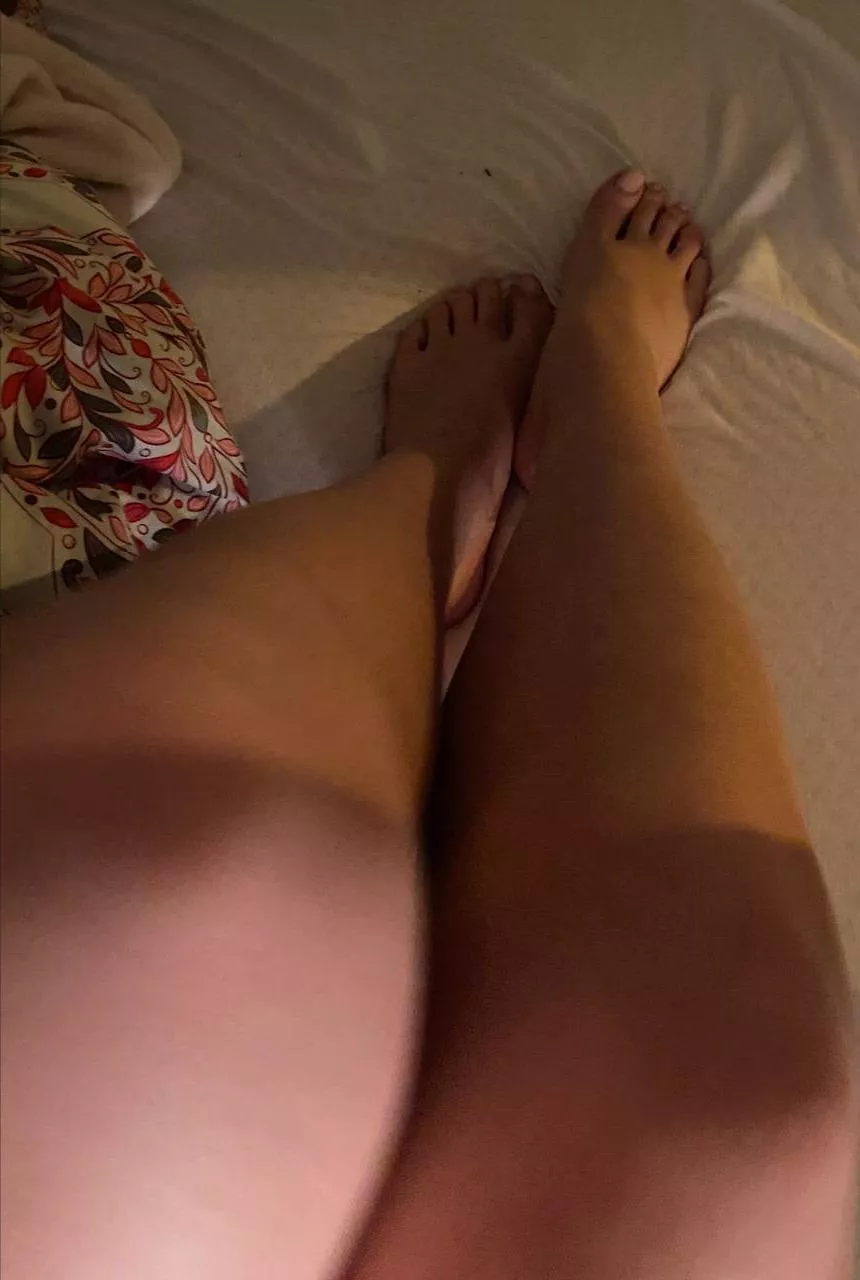 my tired feet need to be massage