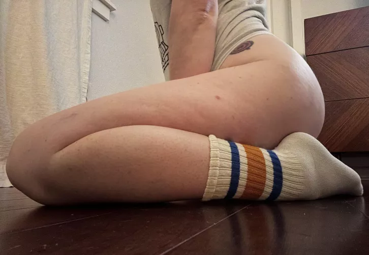 Naughty wife needs a new lap to sit on.