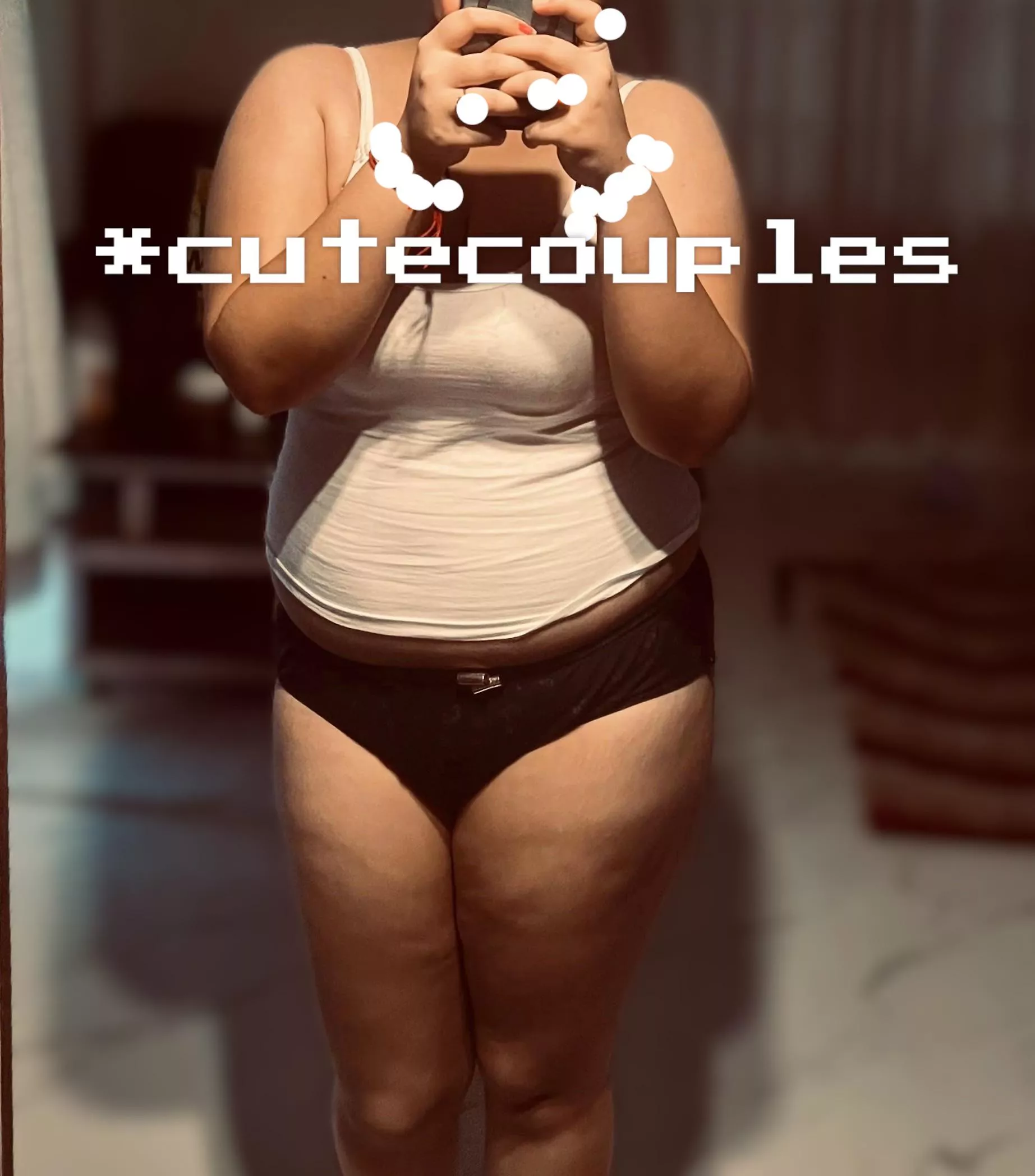 Need F massage therapist in Kolkata, can be more than a massage! Depends, can be paid too! Dm!