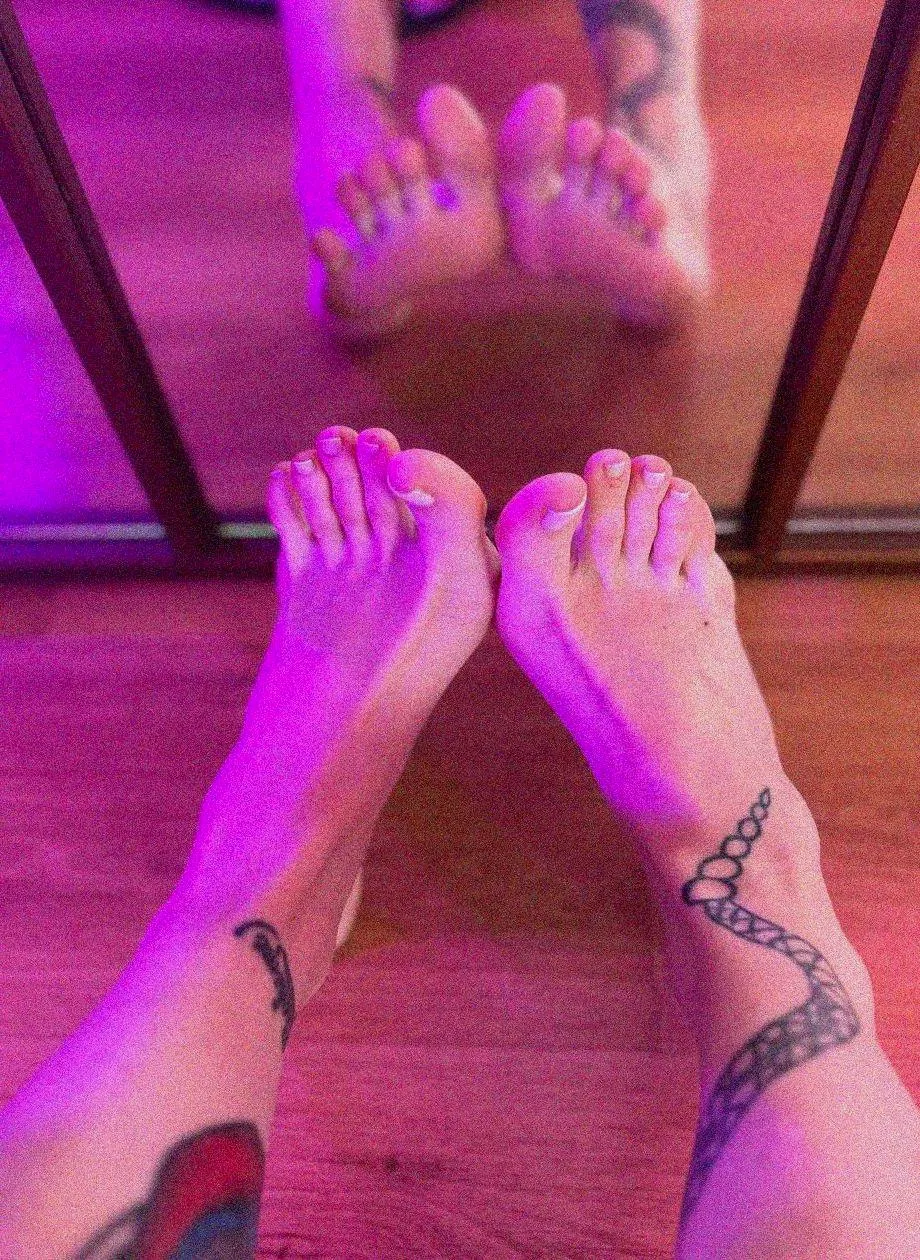 Nothing extra, just my long toes