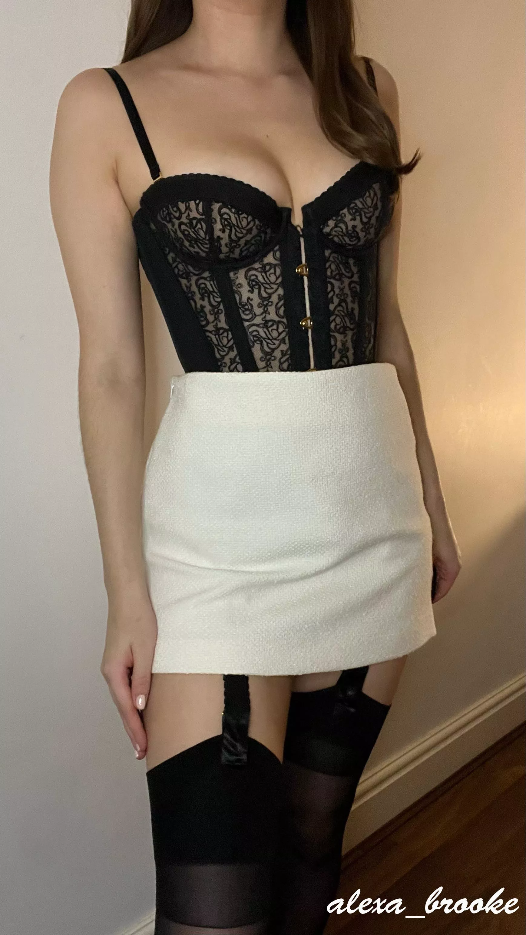 Nothing sexier than a black corset 