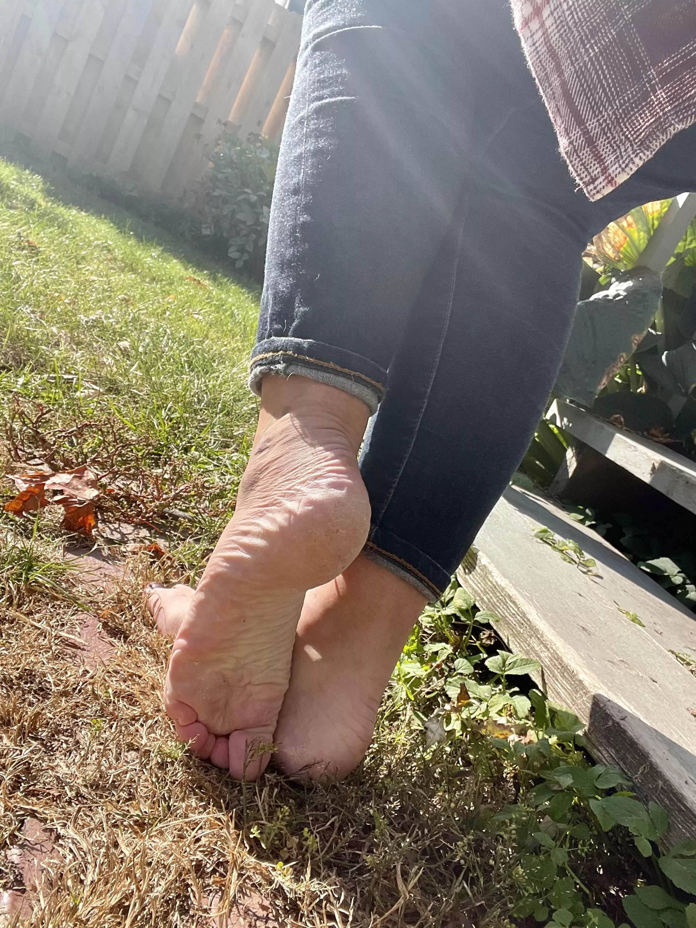 [OC] gf showing off her soles