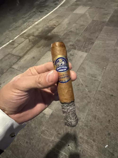 Partagas Linea Maestra, Mestro