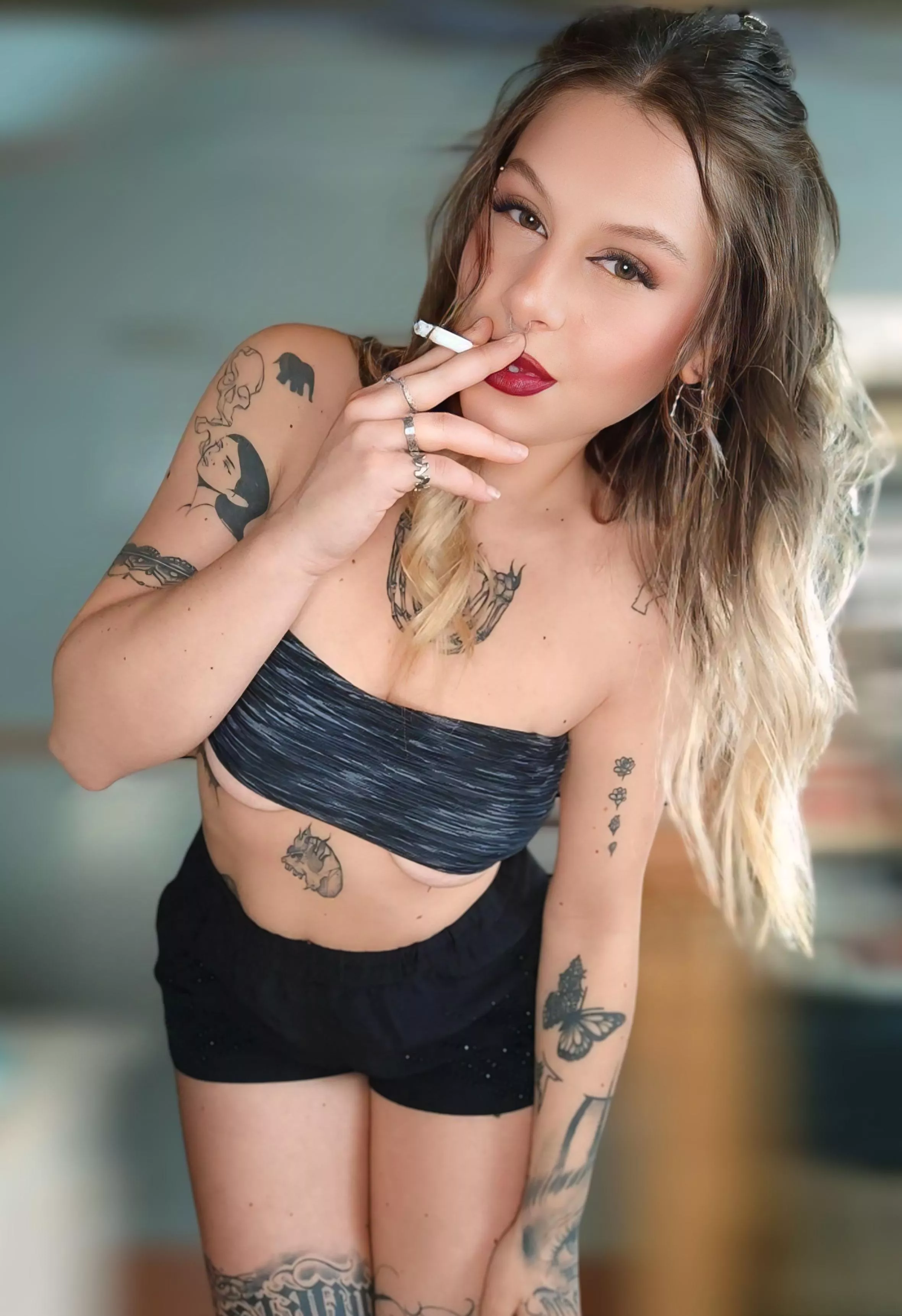 Perfect night to smoke with me, right?