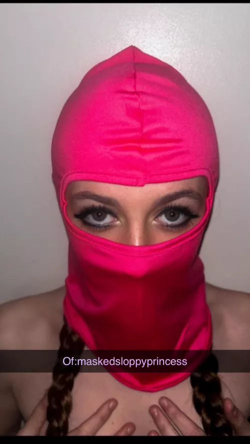 Pink mask pink lips😈 Follow below⬇️⬇️