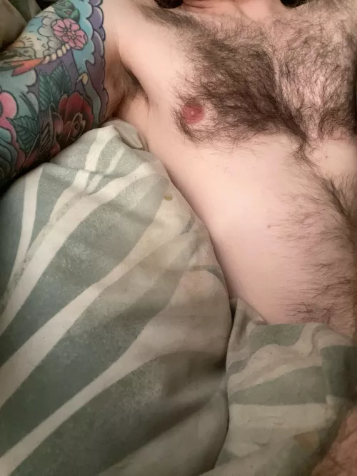 Play with my pits while we lay here 