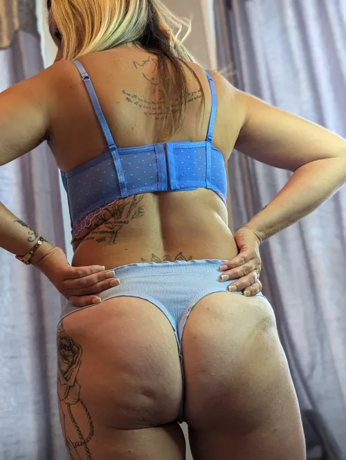 Please bend me over and pull my hair ;p