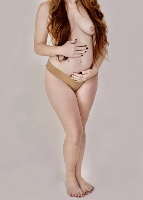 Pregnant cuckold couple looking for a “bull” for some safe fun!