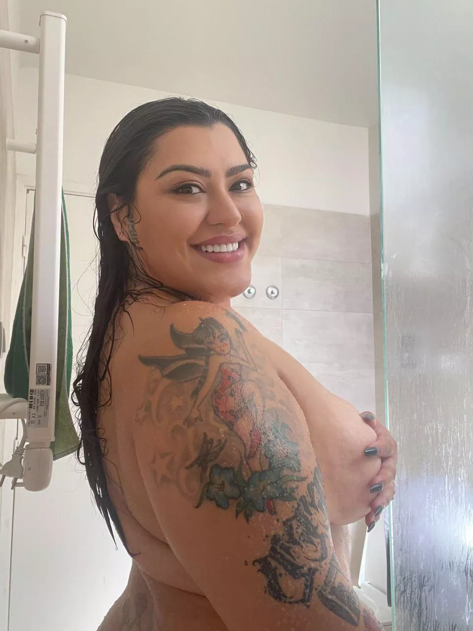 Pull out your cock and breed me
