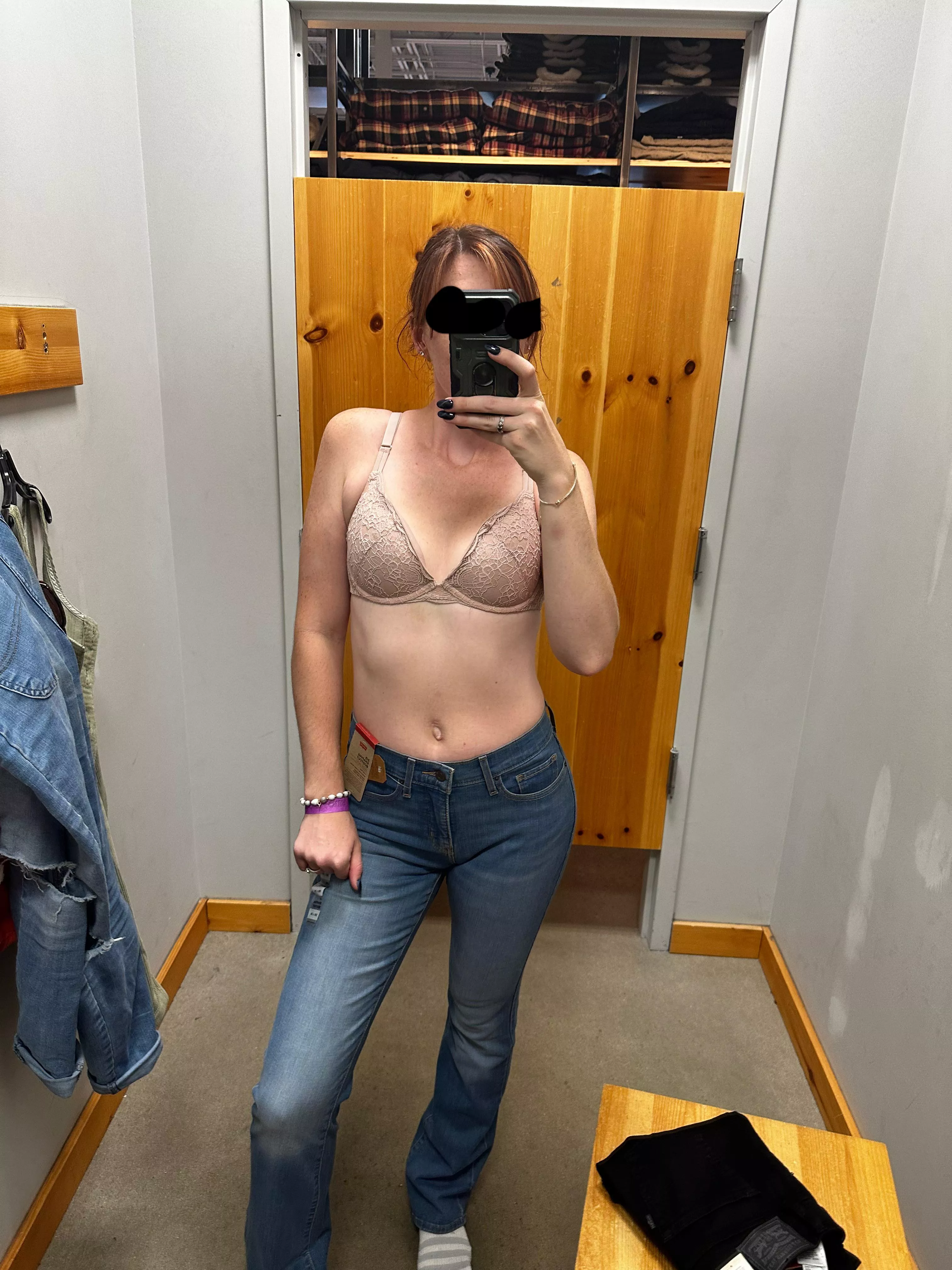 Shopping for some Levi’s [f]