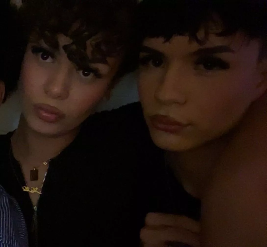 Someone come pick us up xx