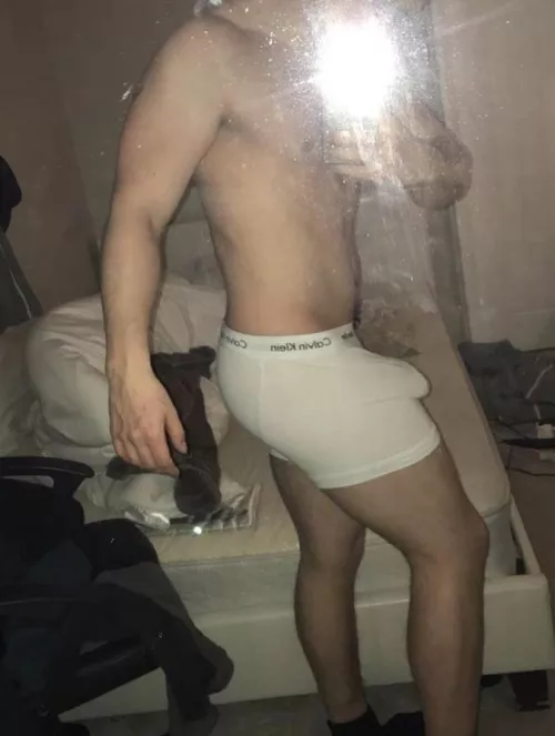 Str8 but curious and horny af. open to anything. snap - iambored2009 . 