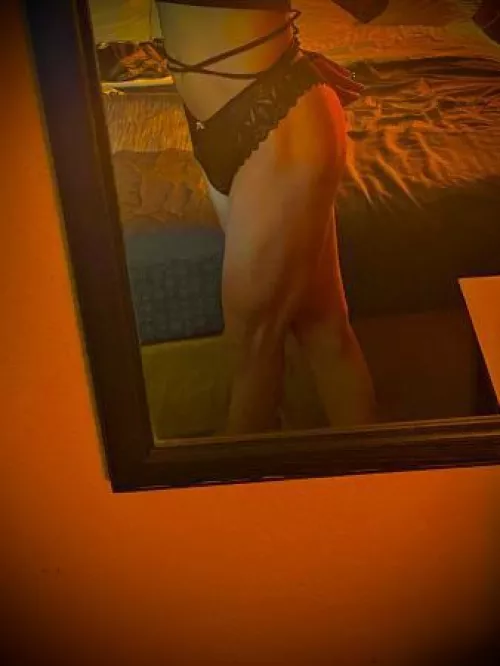 Submissive sissy looking for room to rent. Southeast Texas 