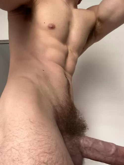 Sweaty after the gym, you wanna get nose deep in my bush when you’re sucking me bro?