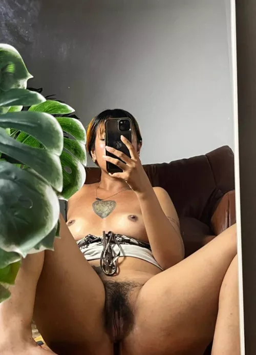 The best surprise is a nice hairy pussy
