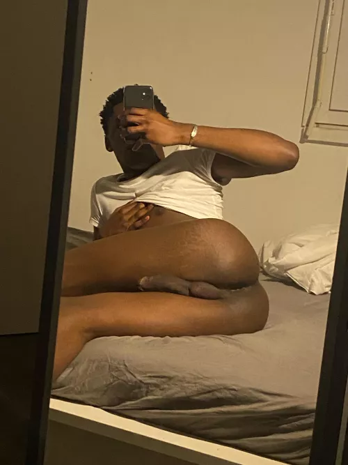 [18] french twink, hmu :) 