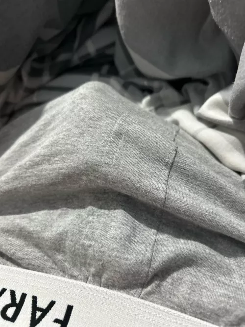 18 m newcastle home alone horny hmu @j4ck2306