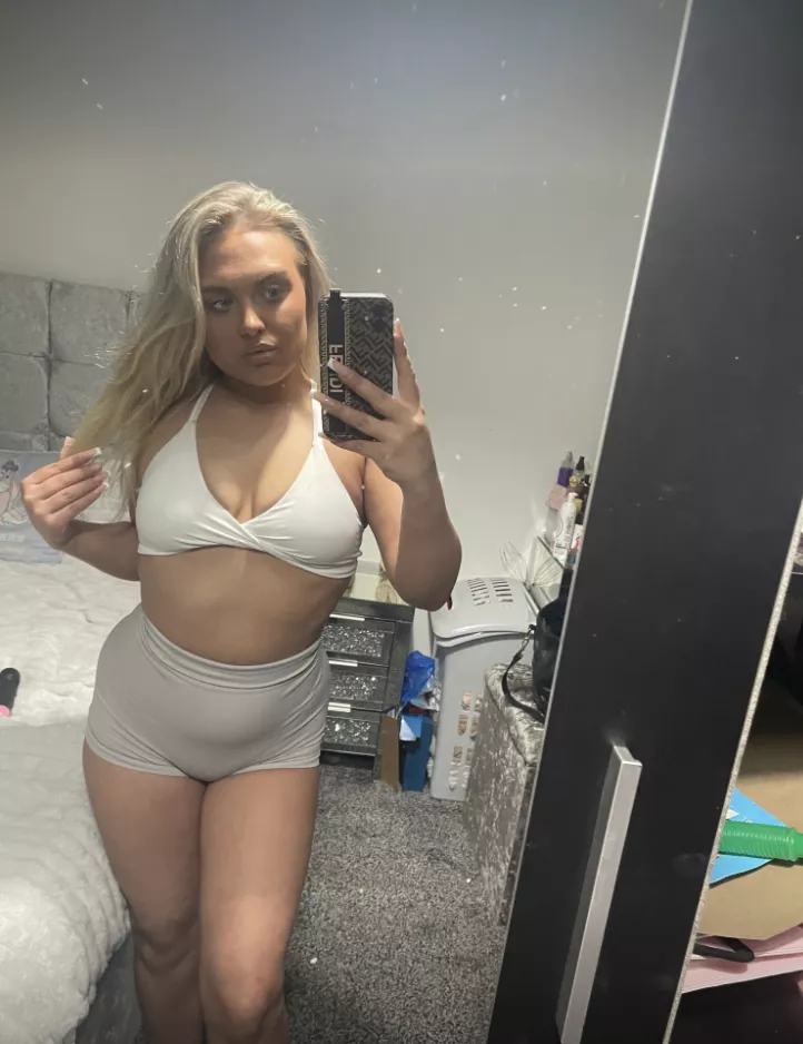 20 | october is the month for chilling and films, nothing else.