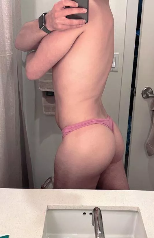 32 Looking for a bear buddy