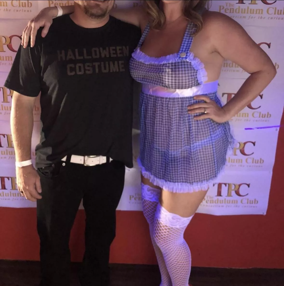 46m/41f [MF4MF] If you are out in Katy tonight hit us up.  Experienced LS couple looking for some fun.  Pics required for a response.  