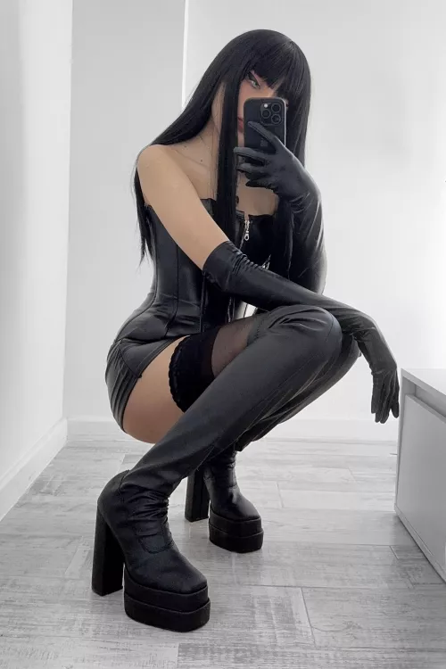 A look will never be complete without boots. 