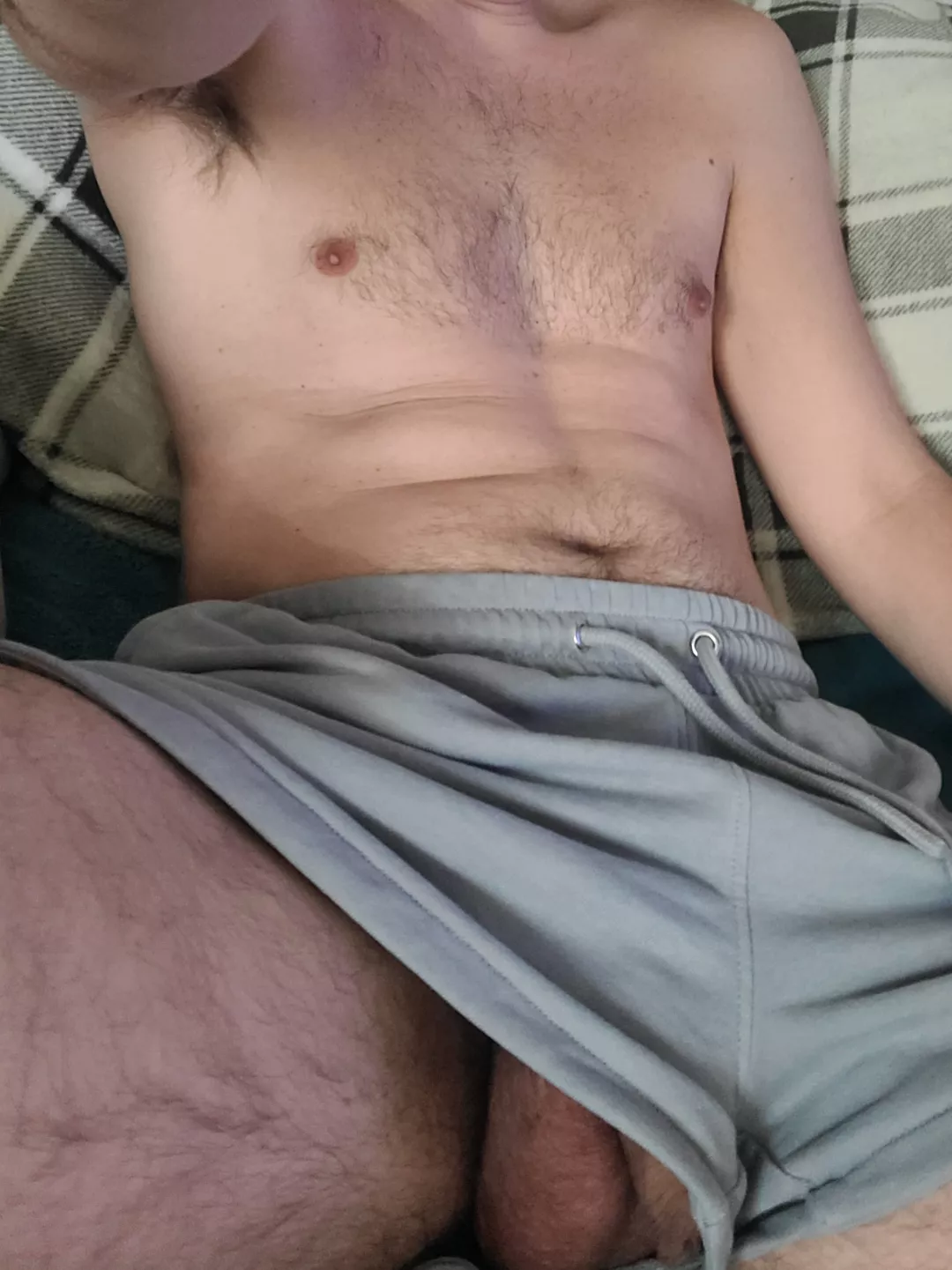 Any hot straight man want to try a gay dick?