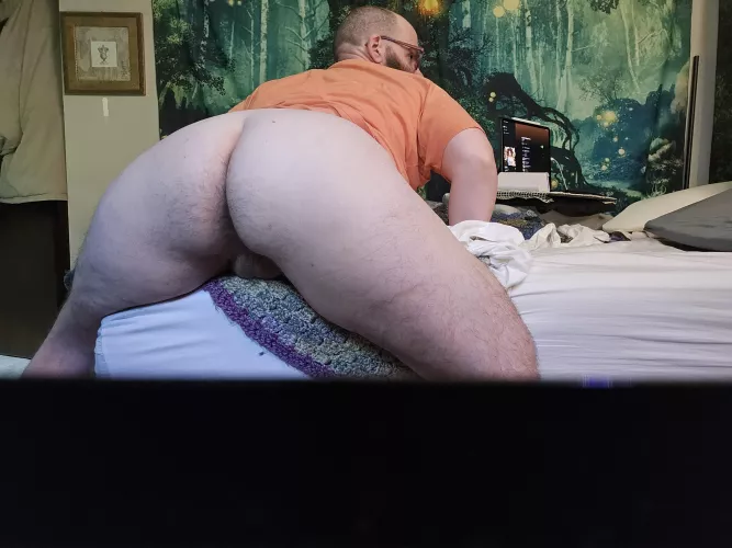 Any love for wide asses?