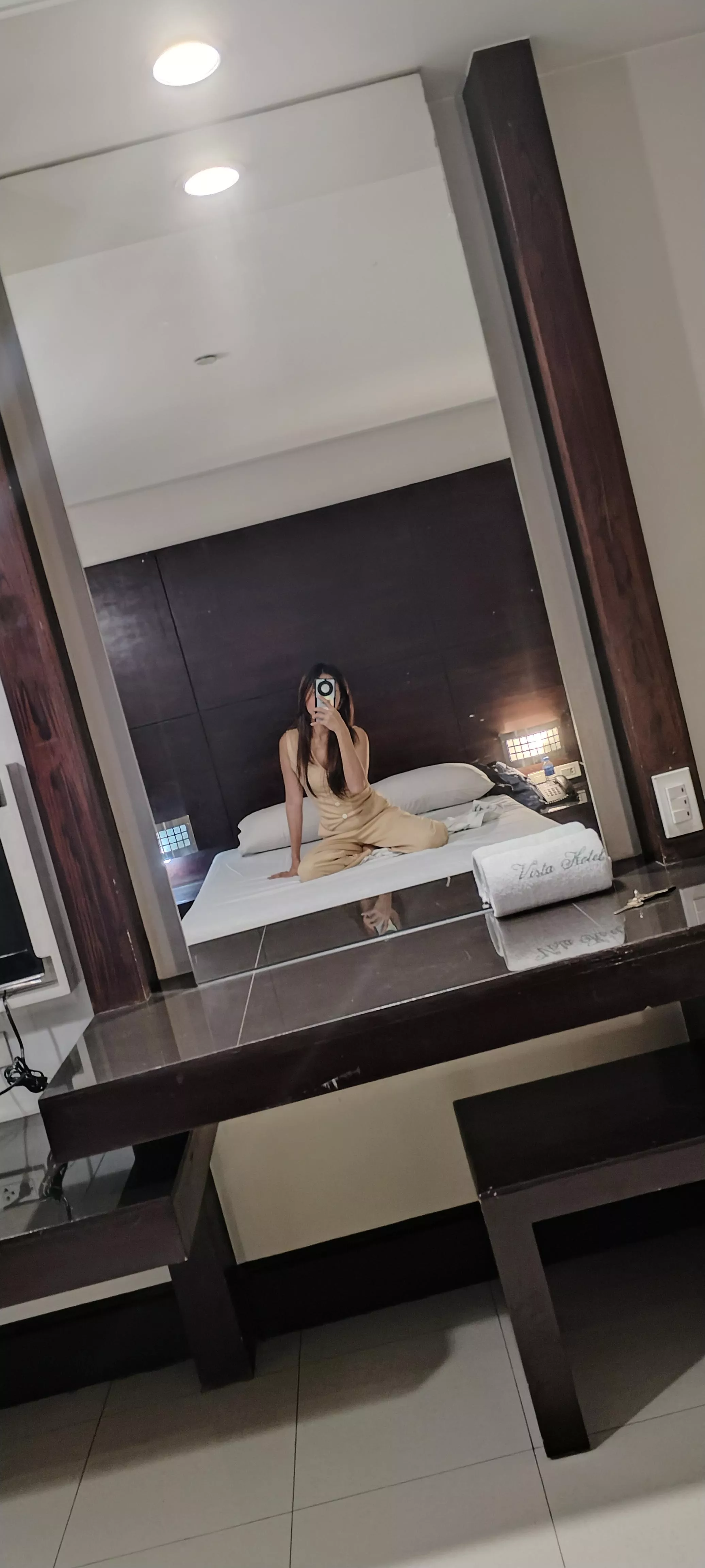 AVAILABLE NOW DM ME@JANINE043 ON TELEGRAM 